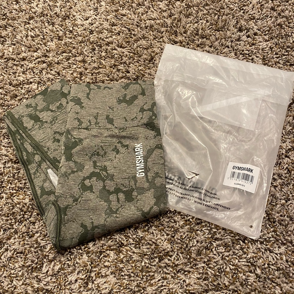 Gymshark Adapt Green Camo Seamless Leggings